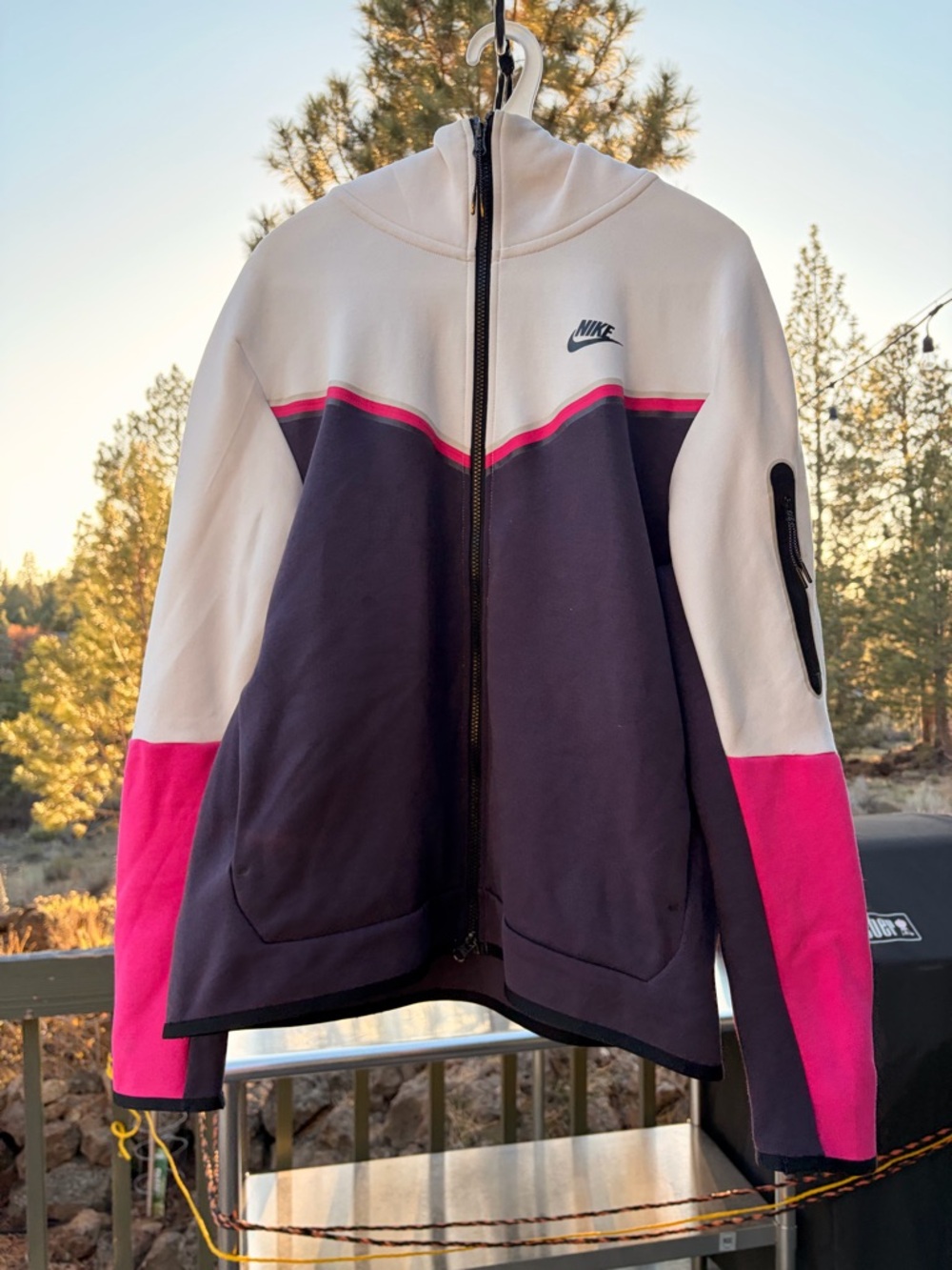 Nike Tech Fleece Jacket - White, Purple, and Pink Mens size Large